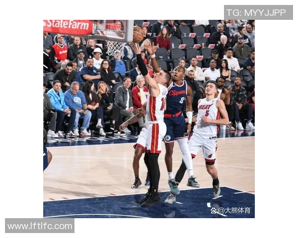 快船全队三分球命中率低迷，不敌尼克斯